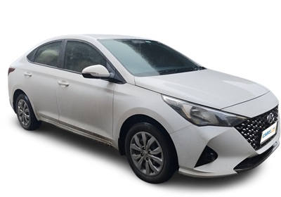 Hyundai Verna-img